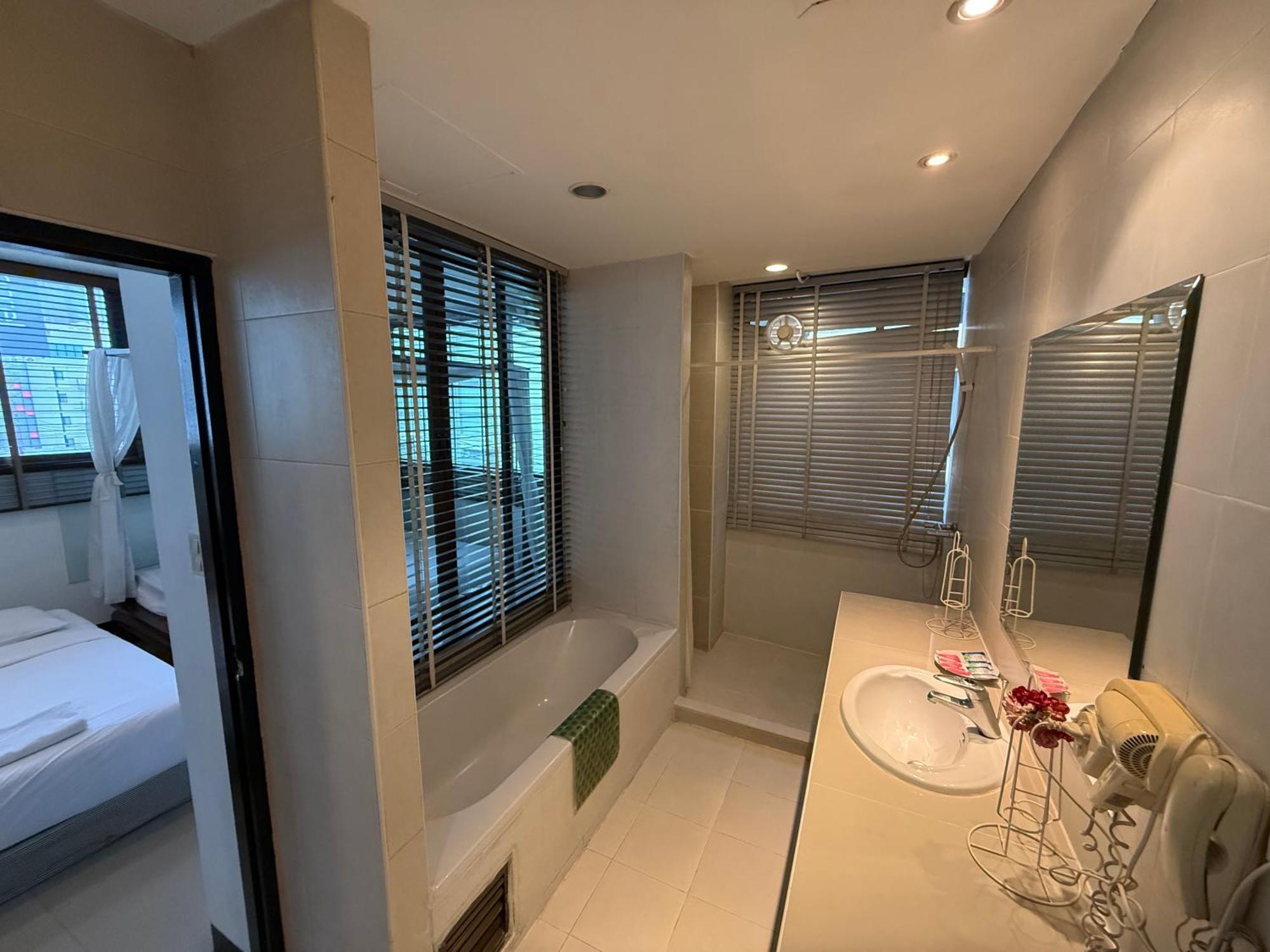 The Best Bangkok House Екстер'єр фото