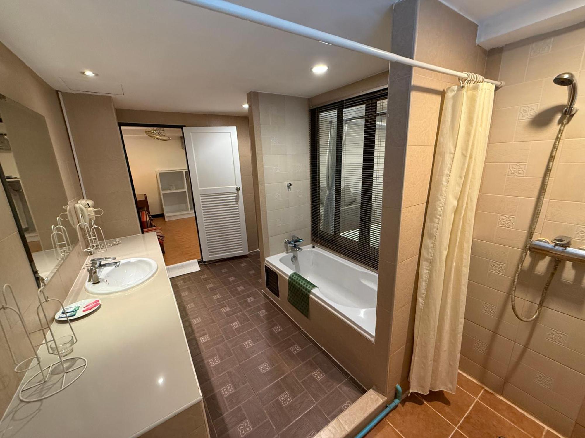 The Best Bangkok House Екстер'єр фото