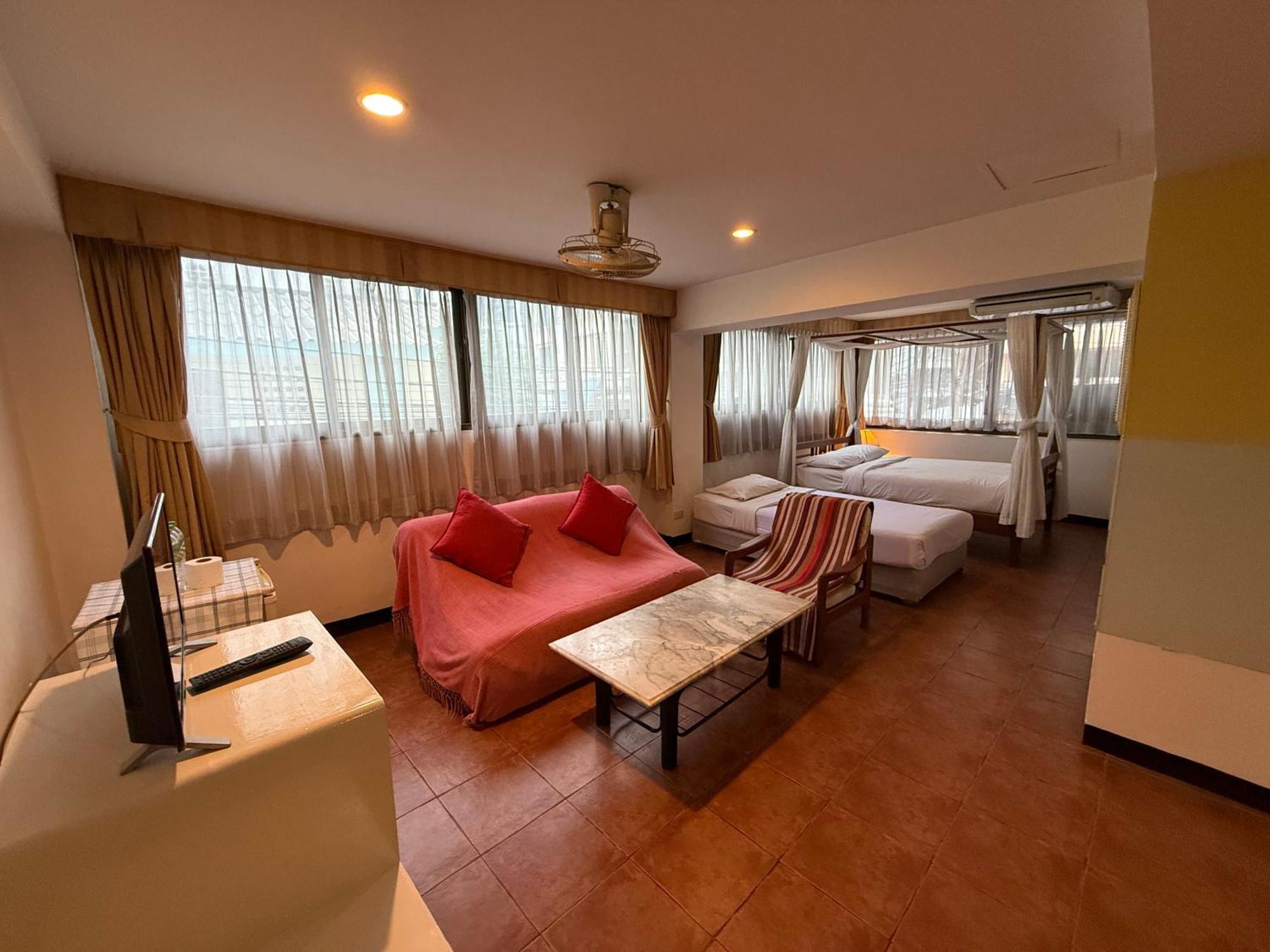 The Best Bangkok House Екстер'єр фото