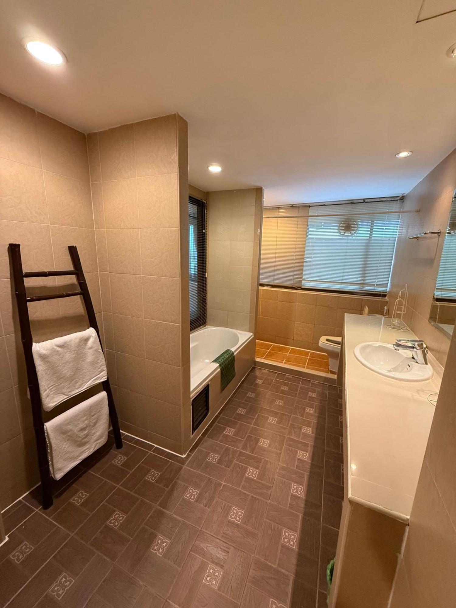 The Best Bangkok House Екстер'єр фото