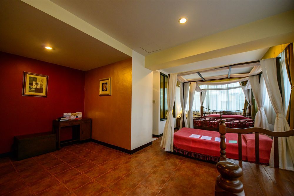 The Best Bangkok House Екстер'єр фото